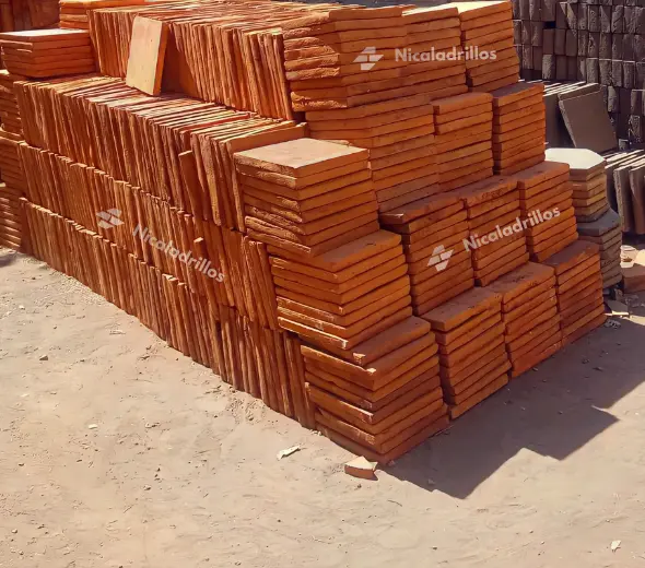 ladrillo cuadrado para piso listo para ser vendido La Paz Centro