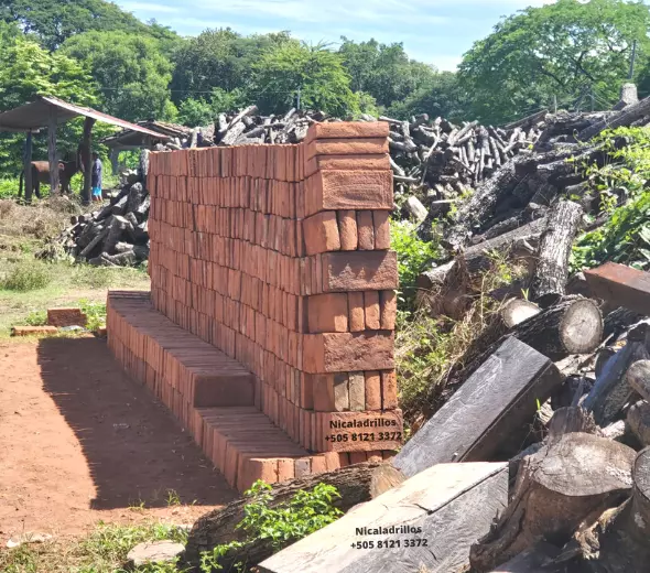 bloque de barro ladrillo rojo la paz centro